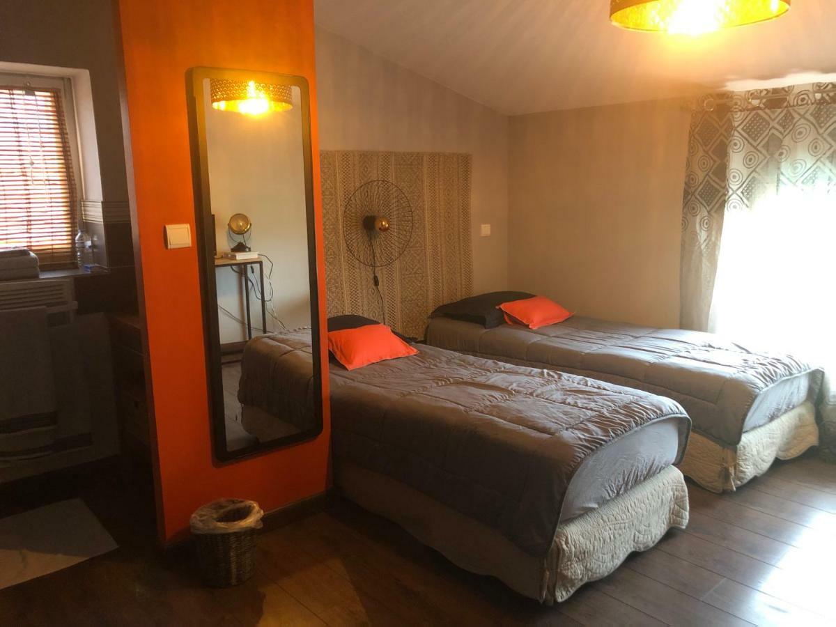Communay Gablys Chambres Ngoại thất bức ảnh